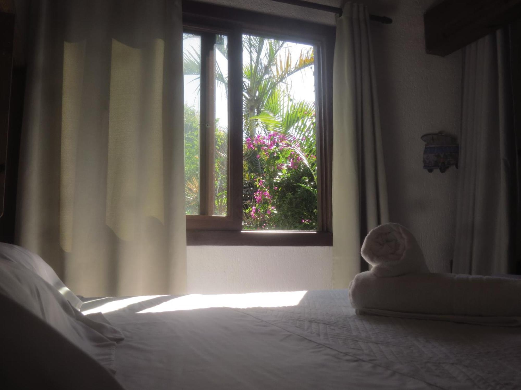 Pousada Aloha Beach House Praia do Rosa Room photo